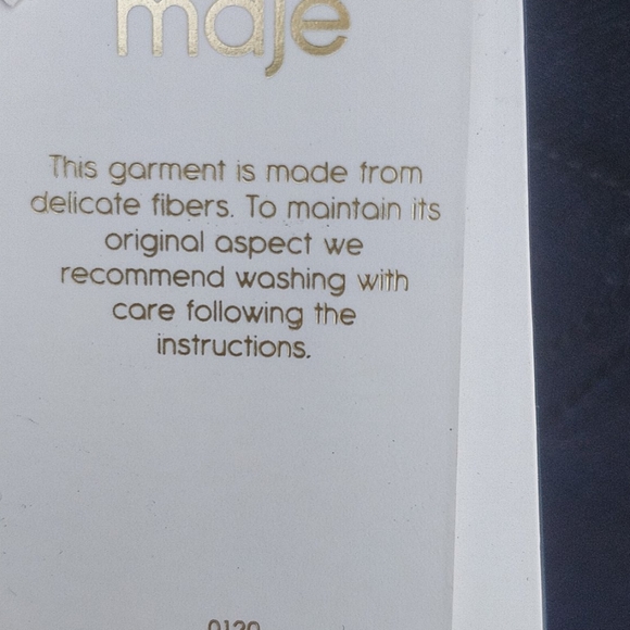 Maje Navy blue skirt with stud and attached belt - Picture 6 of 9